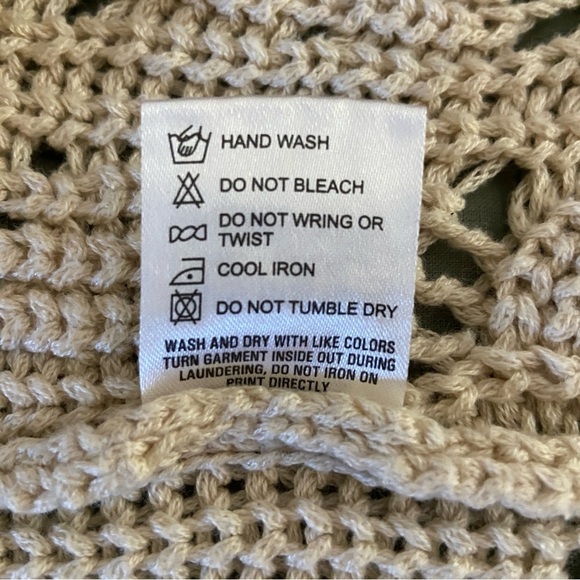 Chaser Crochet Cardigan - Picture 7 of 7